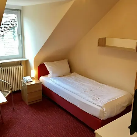 Guest house Elisabetha Garni 2*